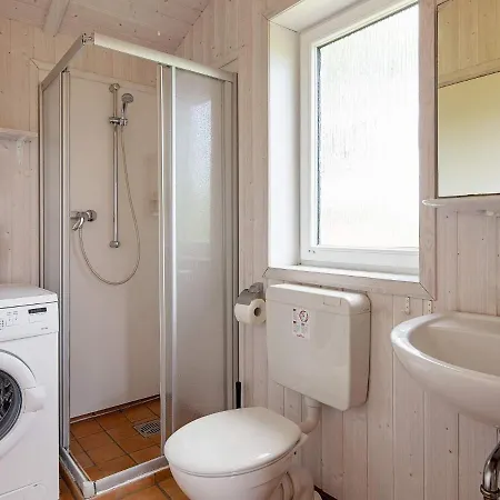 Two-bedroom In 20 *