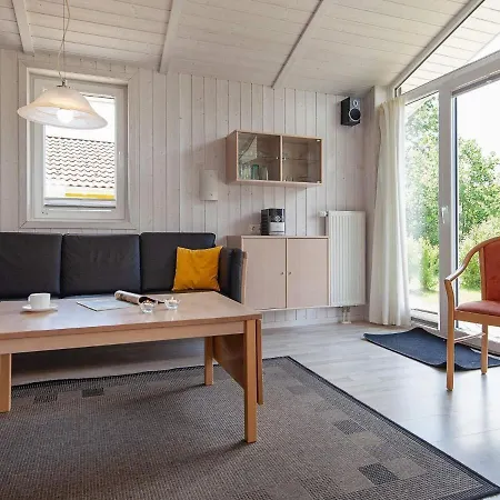 Two-bedroom Holiday In 20 Groemitz