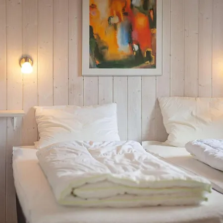 בית נופש 4 Person In