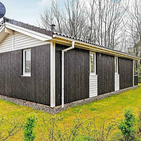 Two-bedroom In 20